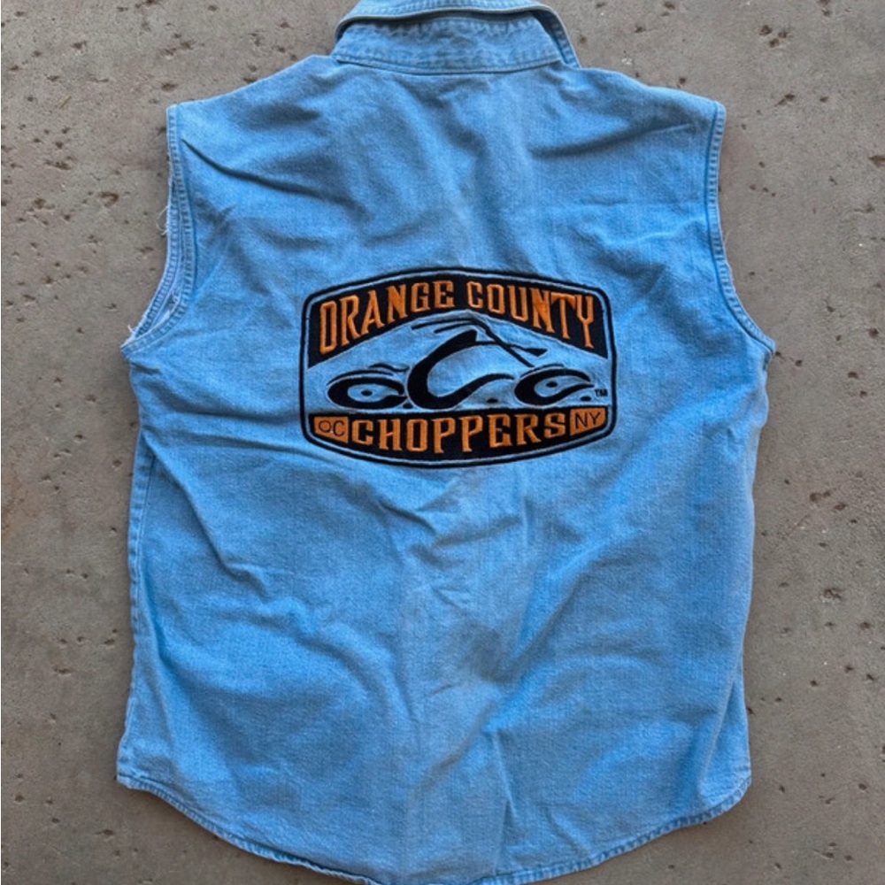 Orange County Choppers (OCC) Light Blue Denim Sleeveless‎ Button-Up size small